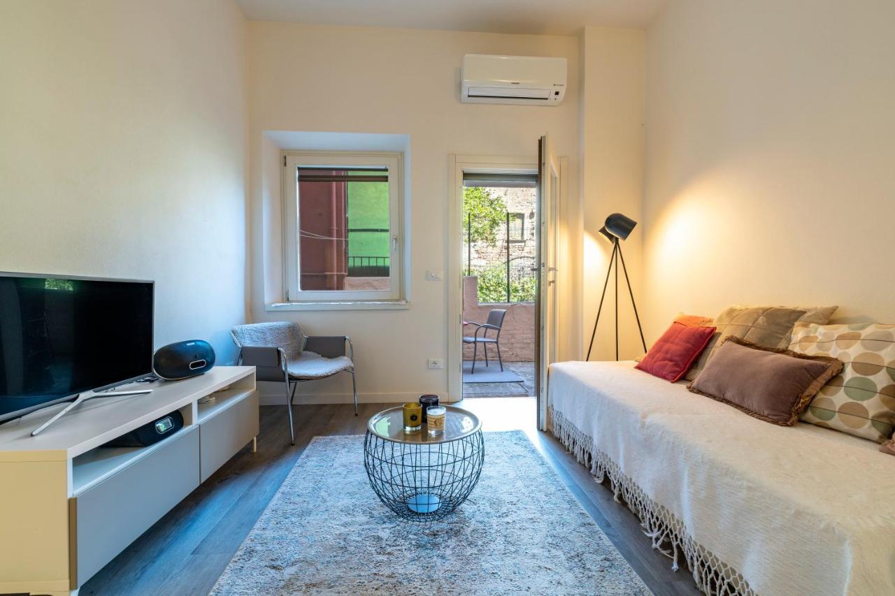 Snug Apartment With Private Courtyard M0270422677 Βενετία Εξωτερικό φωτογραφία