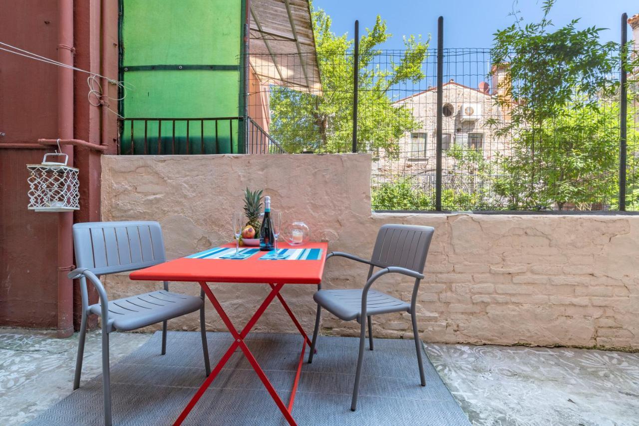 Snug Apartment With Private Courtyard M0270422677 Βενετία Εξωτερικό φωτογραφία